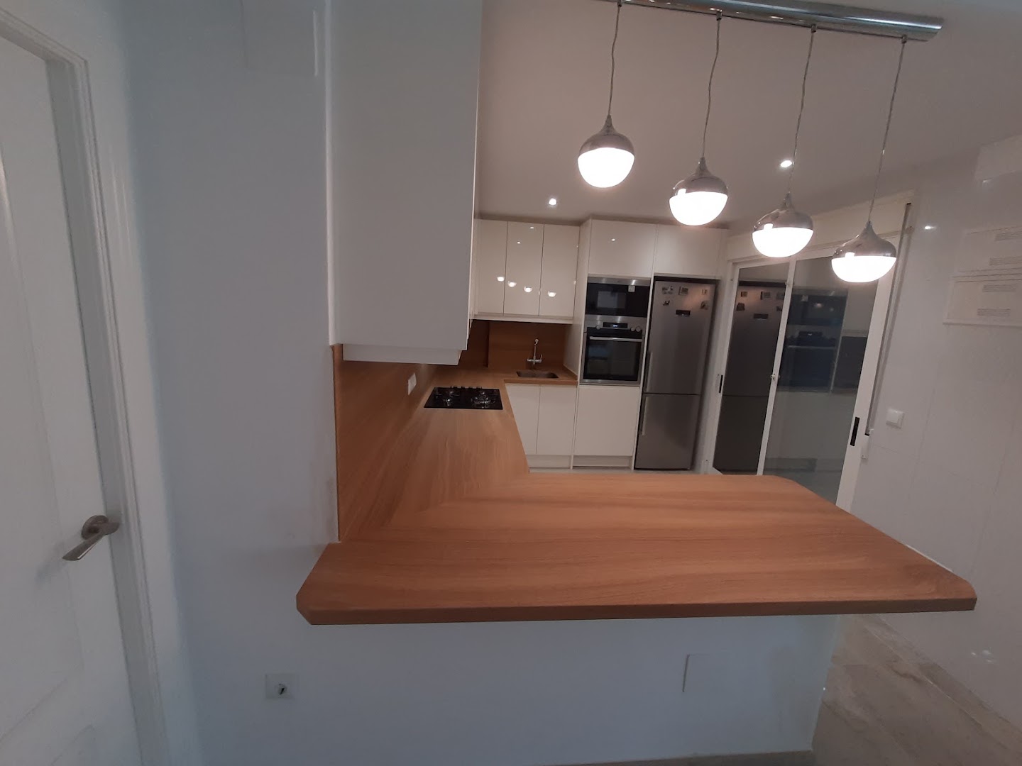 Carlton Kitchens and bathrooms — Fotos 3